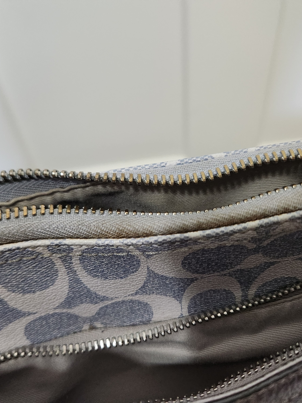 COACH Heritage Peyton  Signature Canvas File Bag In Light Blue & Silver - Picture 9 of 14